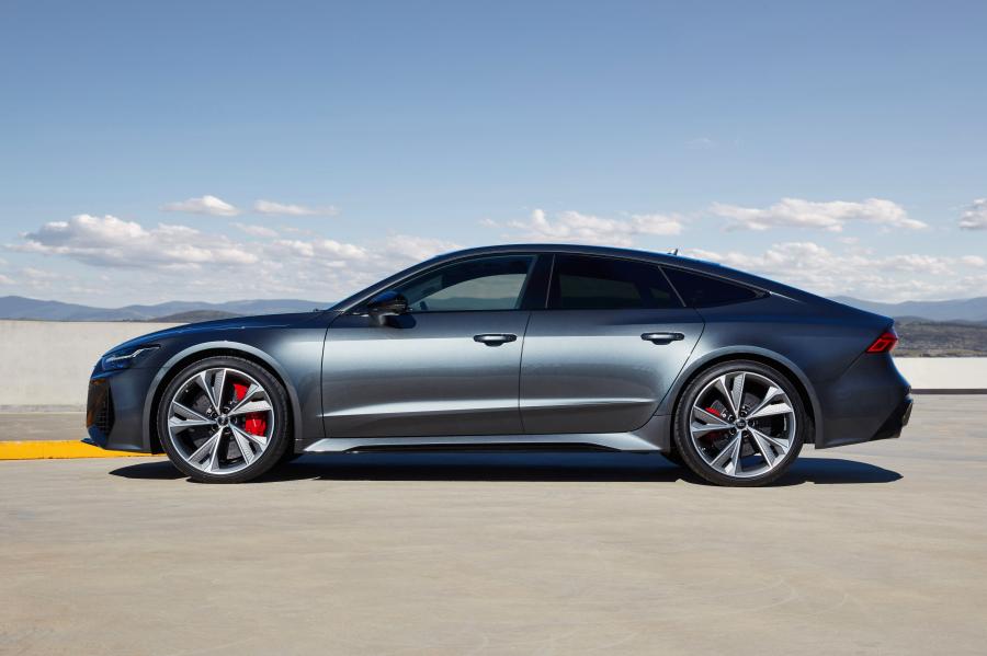  Audi RS7 Sportback 2020 года  (AU) (фото 12 из 34)